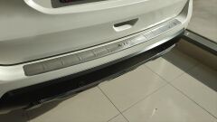 Nissan X-Trail 2014-2017 Uyumlu Yedek Parça Için Uyumlu Arka Tampon Üst Koruması B Dızayn Krom