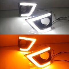 Toyota Corolla (2013-2016) Uyumlu LED Sis Farı Çerçevesi Gündüz Farı (DRL)