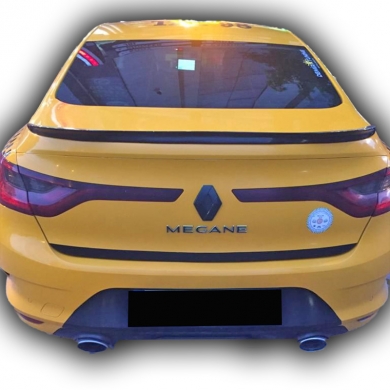 Renault Megane 4 Yarasa Kanat Spoiler Boyalı