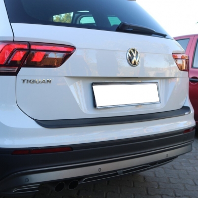 Volkswagen Tiguan 2015- Arka Tampon Eşiği Mat