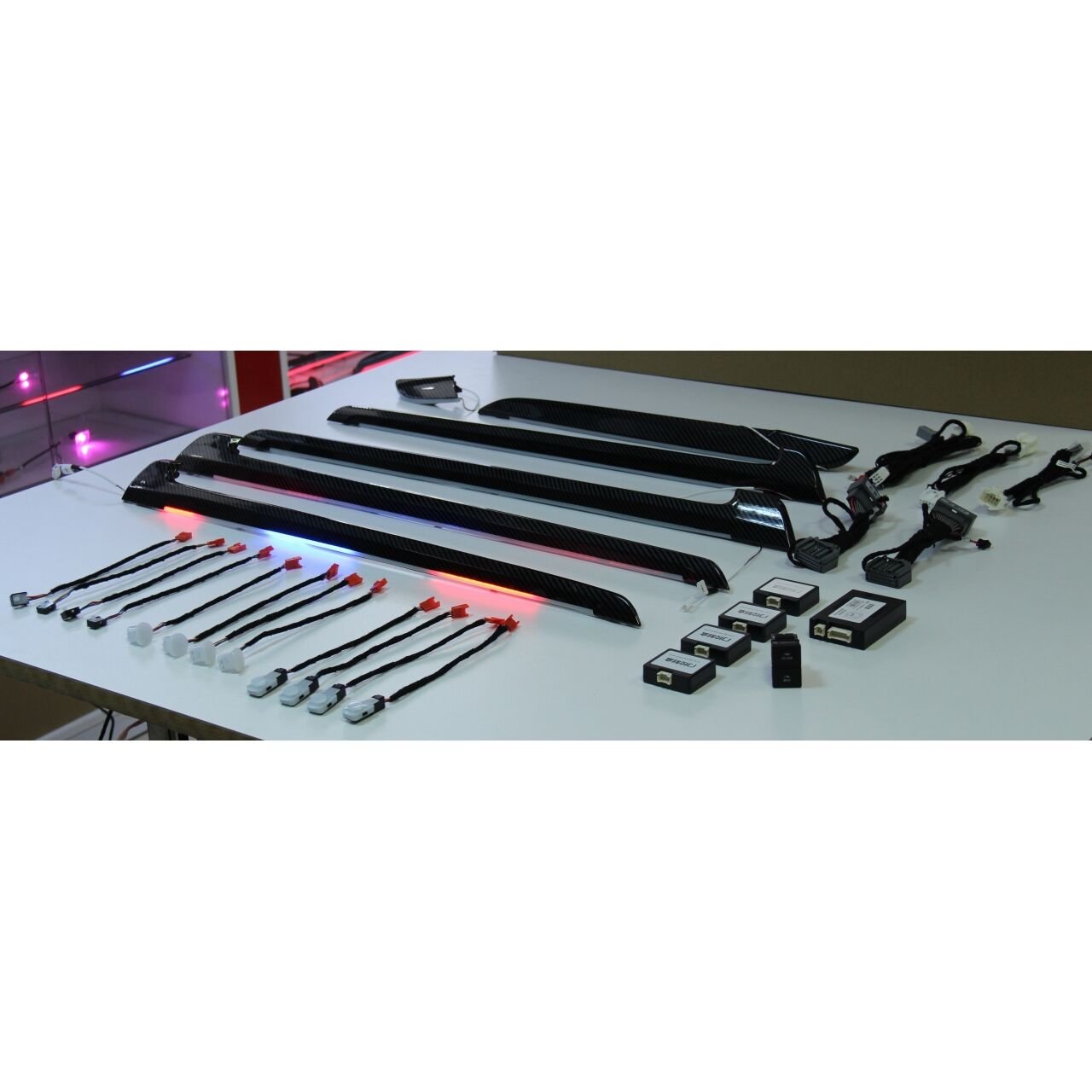 Honda Cr-v Uyumlu Yedek Parça 2017 Üzeri Araçlara Uyumlu Adreslenebilir Orjinal Trimli İç Ambiyans Aydınlatması