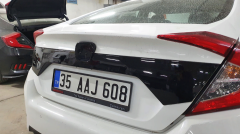 Honda Civic Fc5 2016-2020 Uyumlu Yedek Parça Bagaj Kapağı Plaka Üst Kaplaması Piano Black