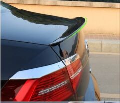 Volkswagen Passat B8 Uyumlu Yedek Parça 2015+ Anatomik Spoiler (Boyasız)