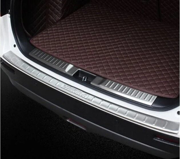 Suzuki Vitara Uyumlu Yedek Parça  Uyumlu 2015 Bagaj Eşiği Koruması Krom