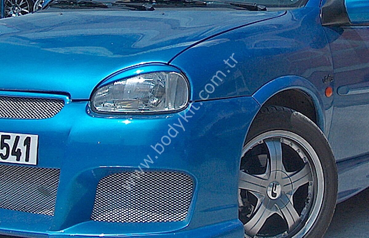 Opel Corsa B Uyumlu Yedek Parça Far Kaşı