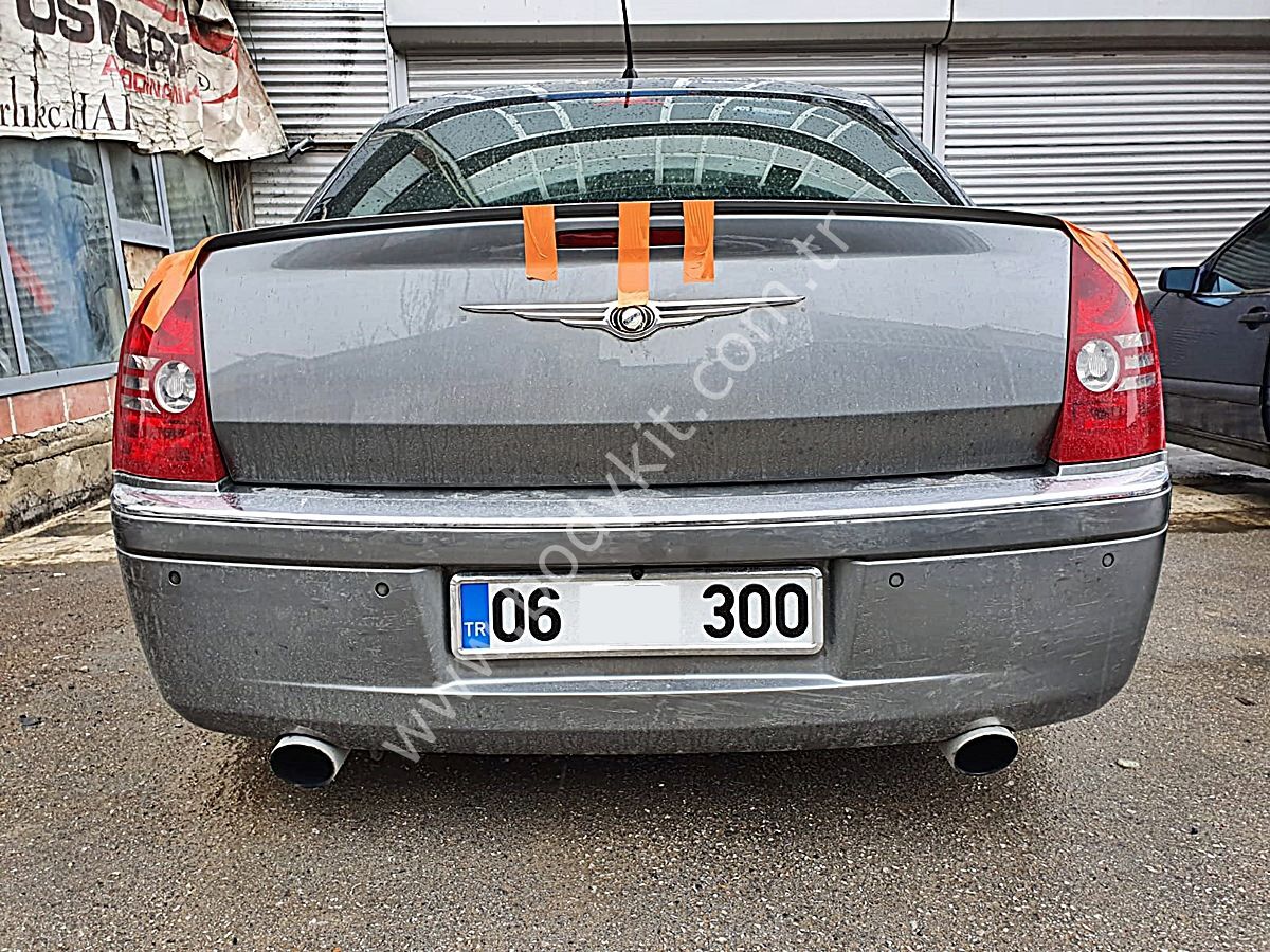 Chrysler 300 C Uyumlu Yedek Parça Spoiler