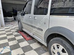 Ford Connect Uyumlu Yedek Parça  Marşpiyel