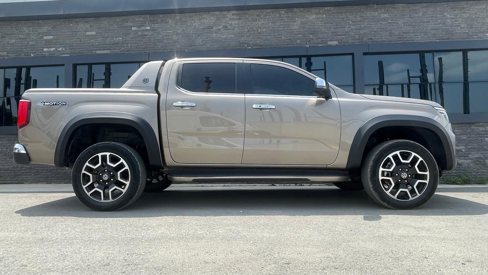 Volkswagen Amarok 2023-2024 Uyumlu Yedek Parça  Ön Çıkıntılı Civatasız 3,5 Cm Dodik (Sensörlü)