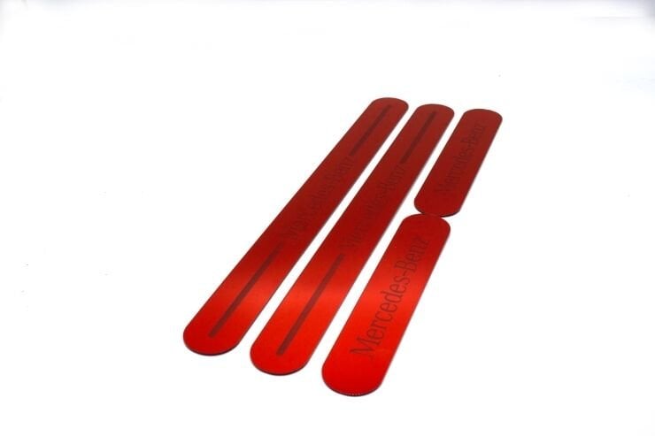 Mercedes Uyumlu Yedek Parça Kırmızı Işıksız Kapı Eşiği