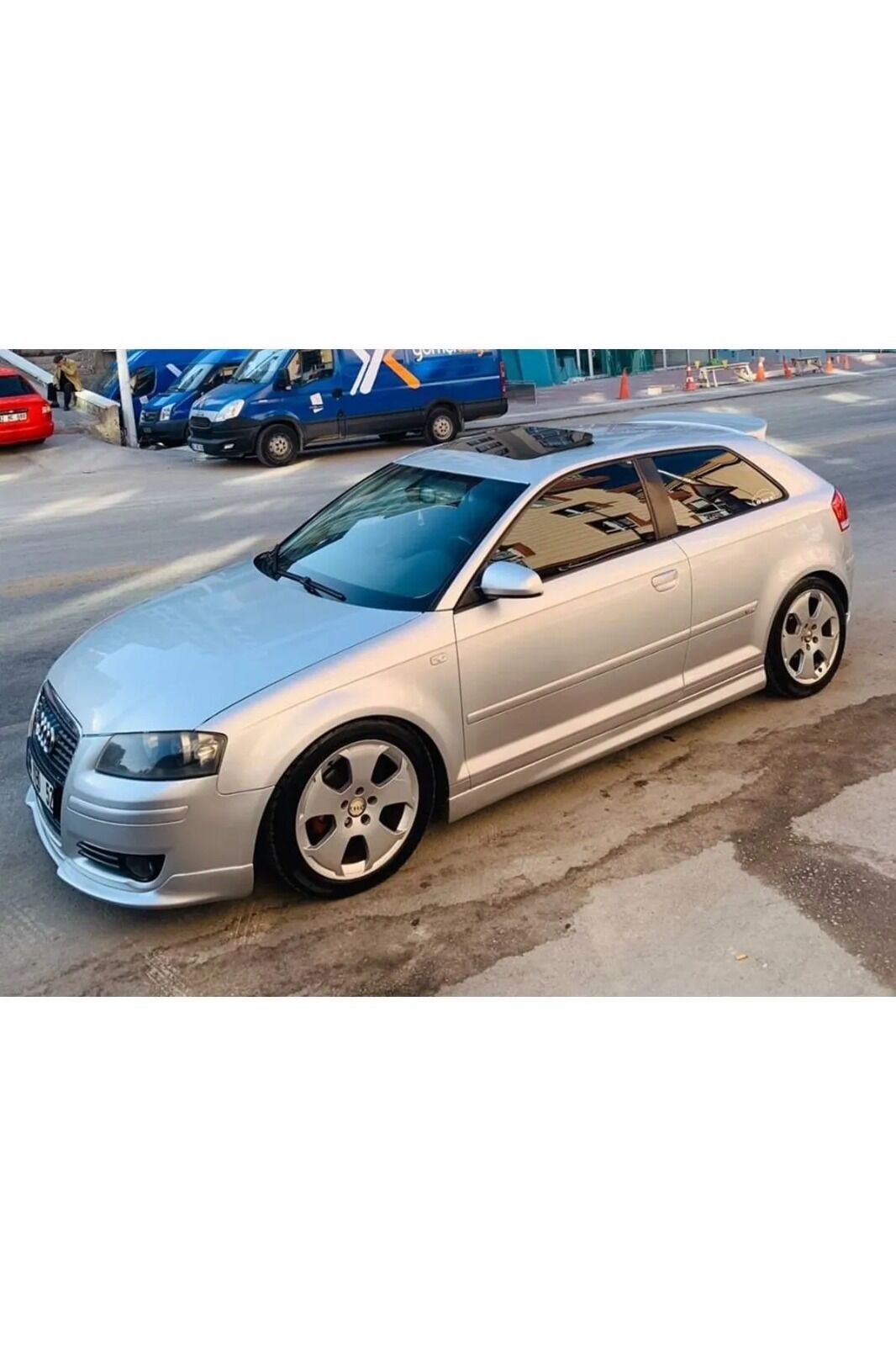 Audi A3 8P Uyumlu Yedek Parça Tek Kapı Marşpiyel