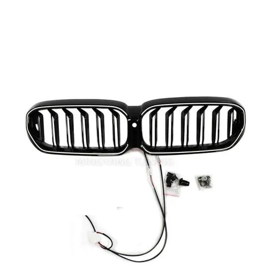 Bmw G30 LCI M5 Beyaz Ledli Panjur Parlak Siyah