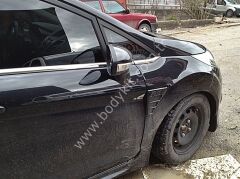 Ford Fiesta  Uyumlu Yedek Parça Çamurluk Yazısı