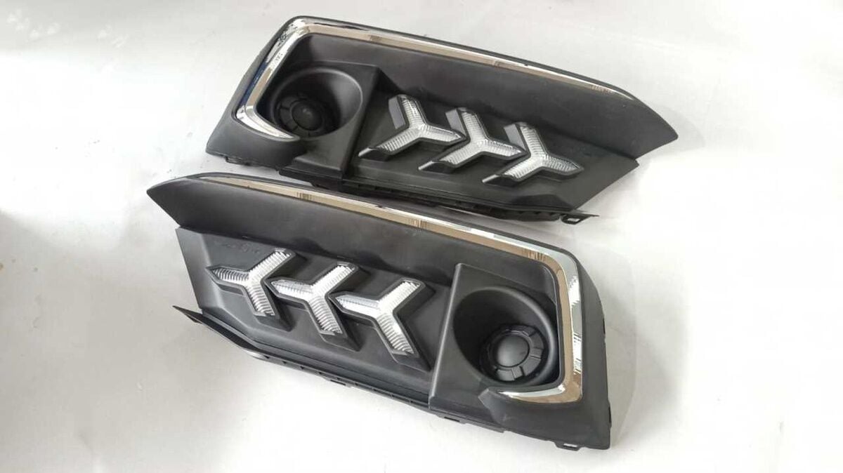 Honda Civic Fc5 Uyumlu Yedek Parça 2016-2020 Ön Sis Ledi Makyajlı Kasa Ağaç Model Hareketli