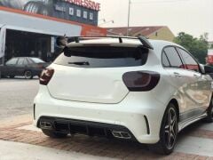 Mercedes W176 16-18 A45 Uyumlu Yedek Parça Difüzör & Egzoz Seti (Parlak Siyah) - Silver Egzoz İle (Amg Paket İçin )