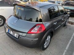 Renault Megane 2 Hb Uyumlu Yedek Parça R20 Spoiler Boyasız Fiber
