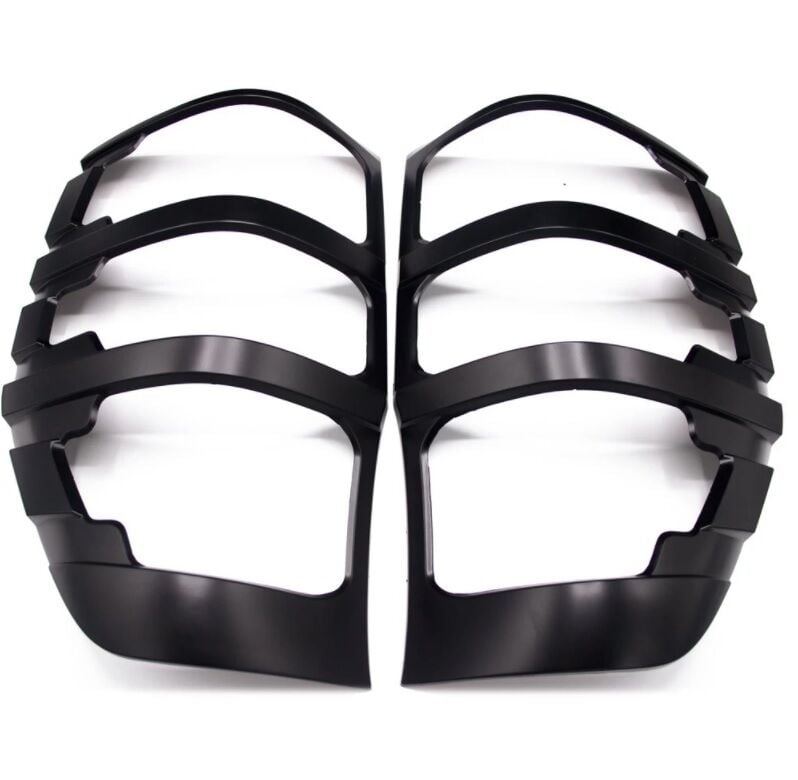 Ford Ranger Uyumlu Yedek Parça   T7 2015-2017 Arka Stop Kaplaması