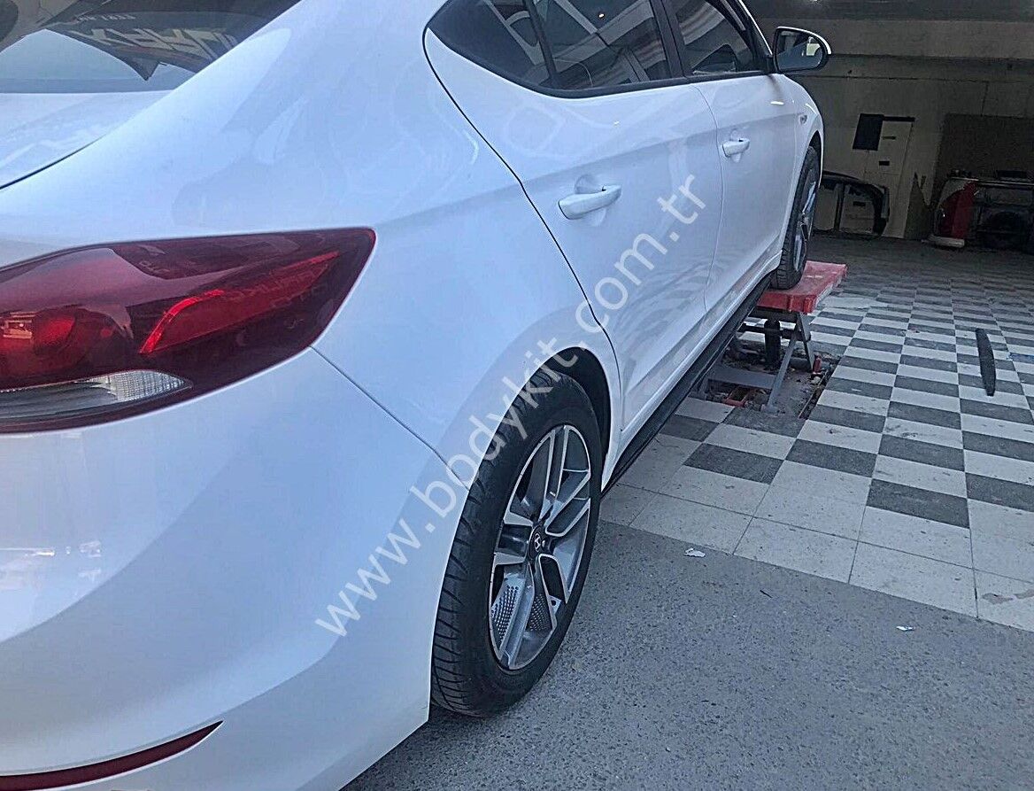 Hyundai Elantra Uyumlu Yedek Parça Marşpiyel Lip Plastik