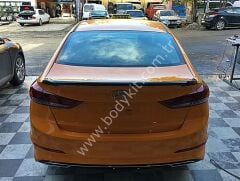 Hyundai Elantra Uyumlu Yedek Parça Spoiler Plastik