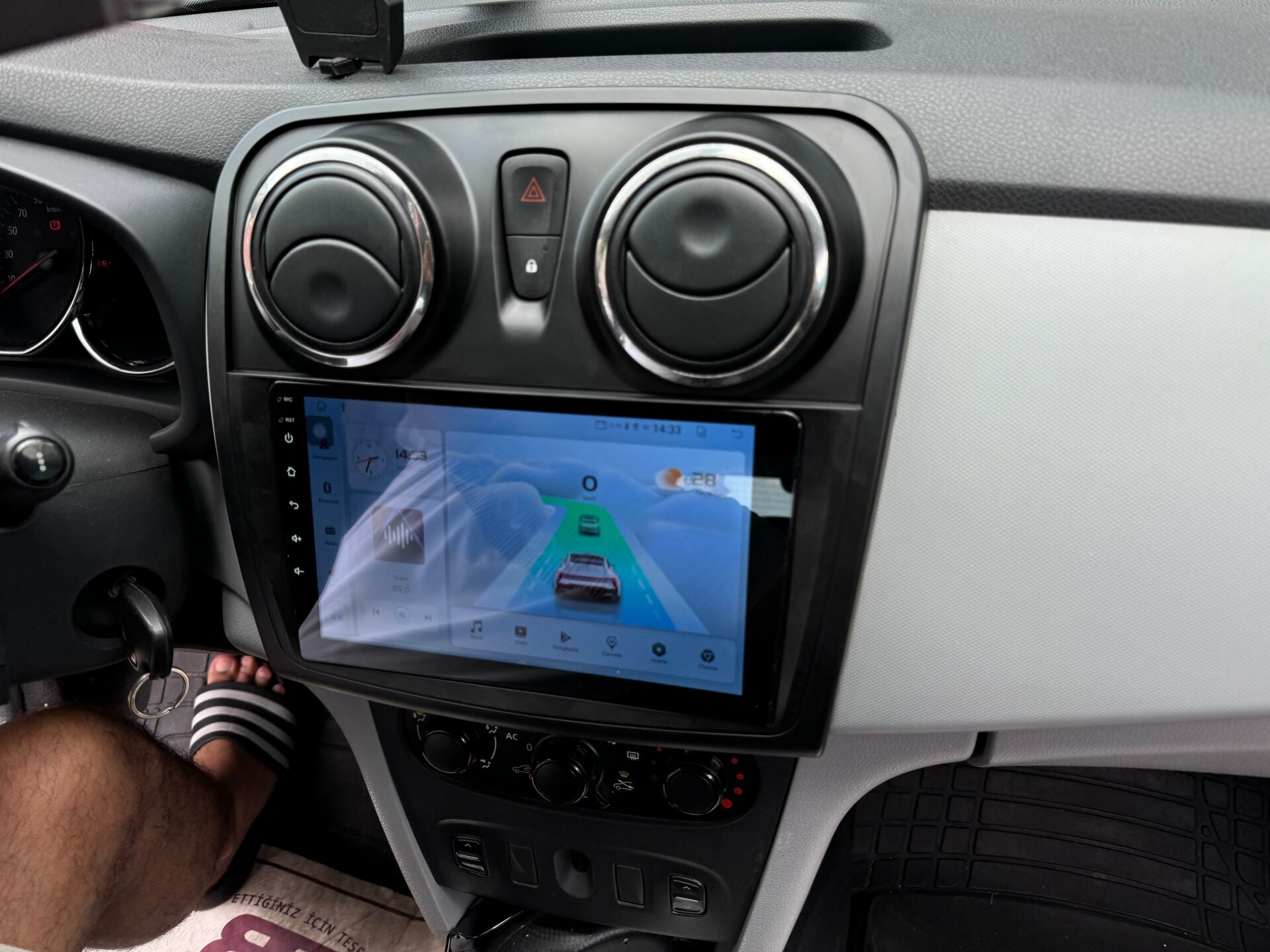 Dacia Stepway Multimedya Carplay+And.Auto 4+64gb