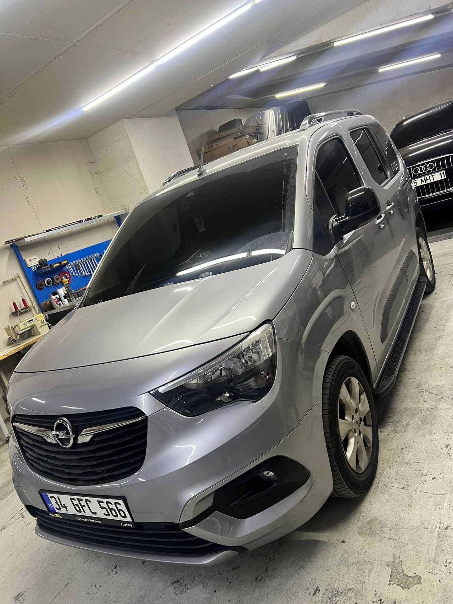 Opel Combo 2020+ Uyumlu Yedek Parça Yan Basamak
