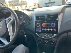 Hyundai Accent Blue Multimedya Carplay+And.Auto 4+64gb