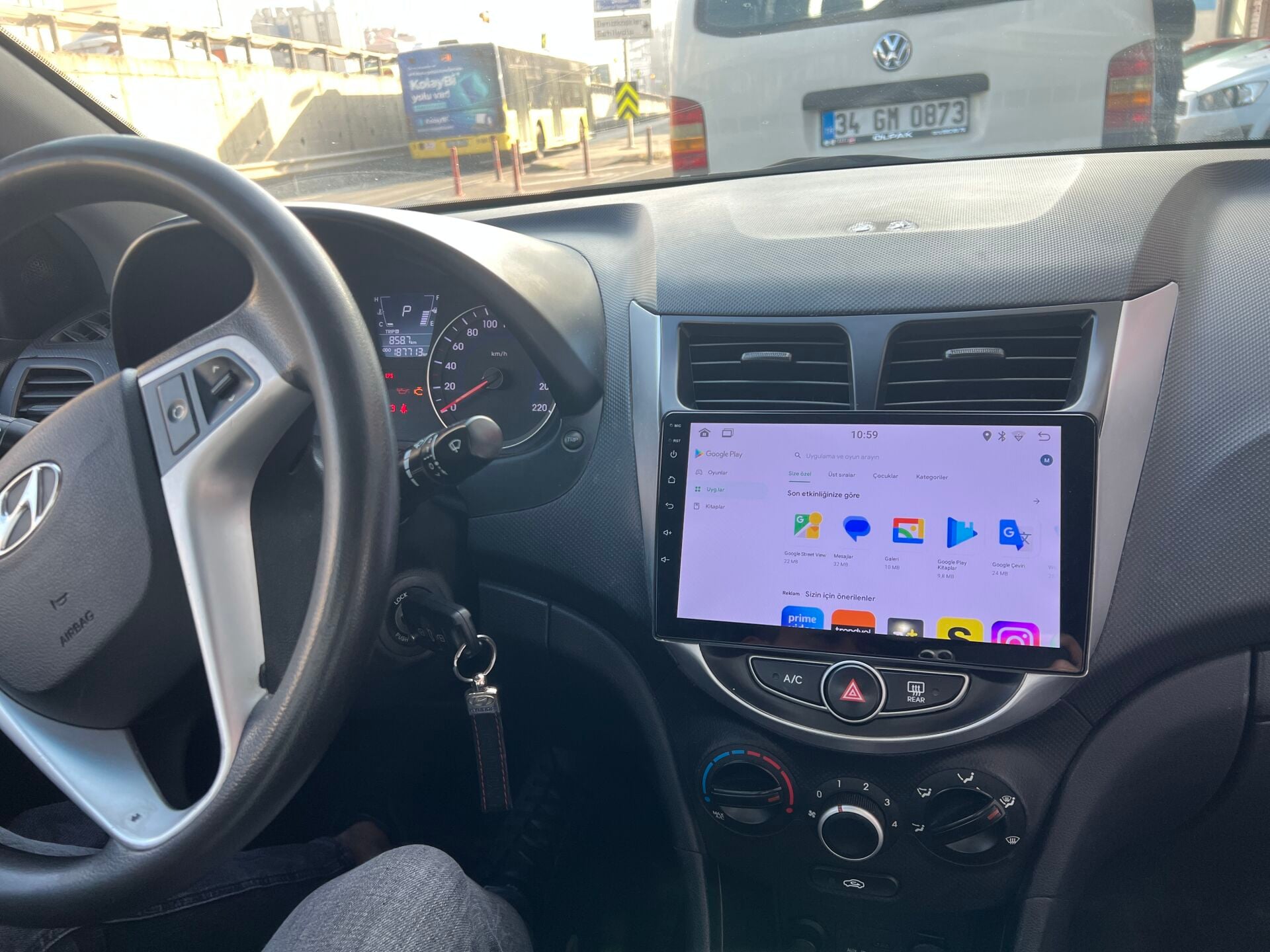 Hyundai Accent Blue Multimedya Carplay+And.Auto 4+64gb