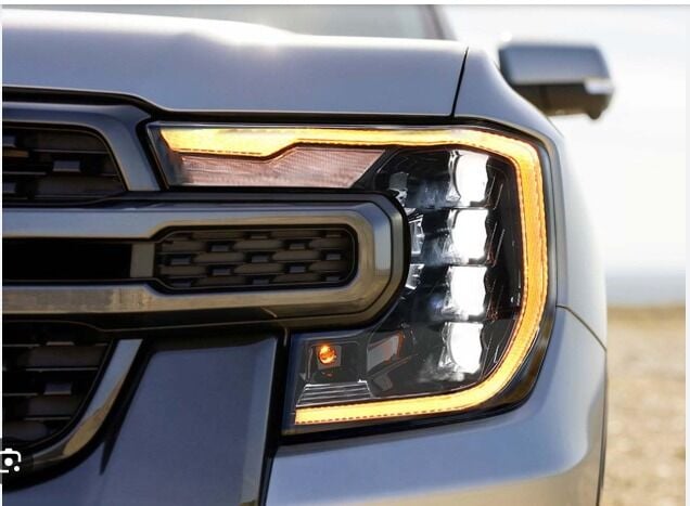 Ford Ranger T9 2023  Uyumlu Yedek Parça Far 4 Lensli