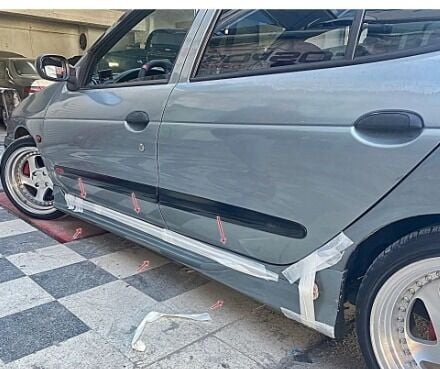 Renault Megane 1 Uyumlu Yedek Parça Kulaklı Marşpiyel