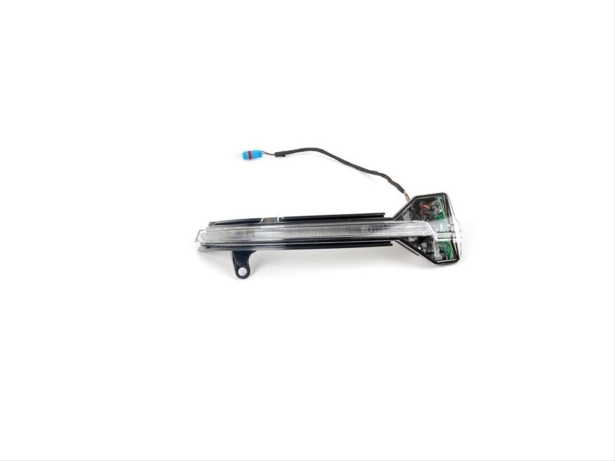 Bmw F10 5 Serisi Uyumlu Yedek Parça Ayna Sinyali Beyaz Sağ