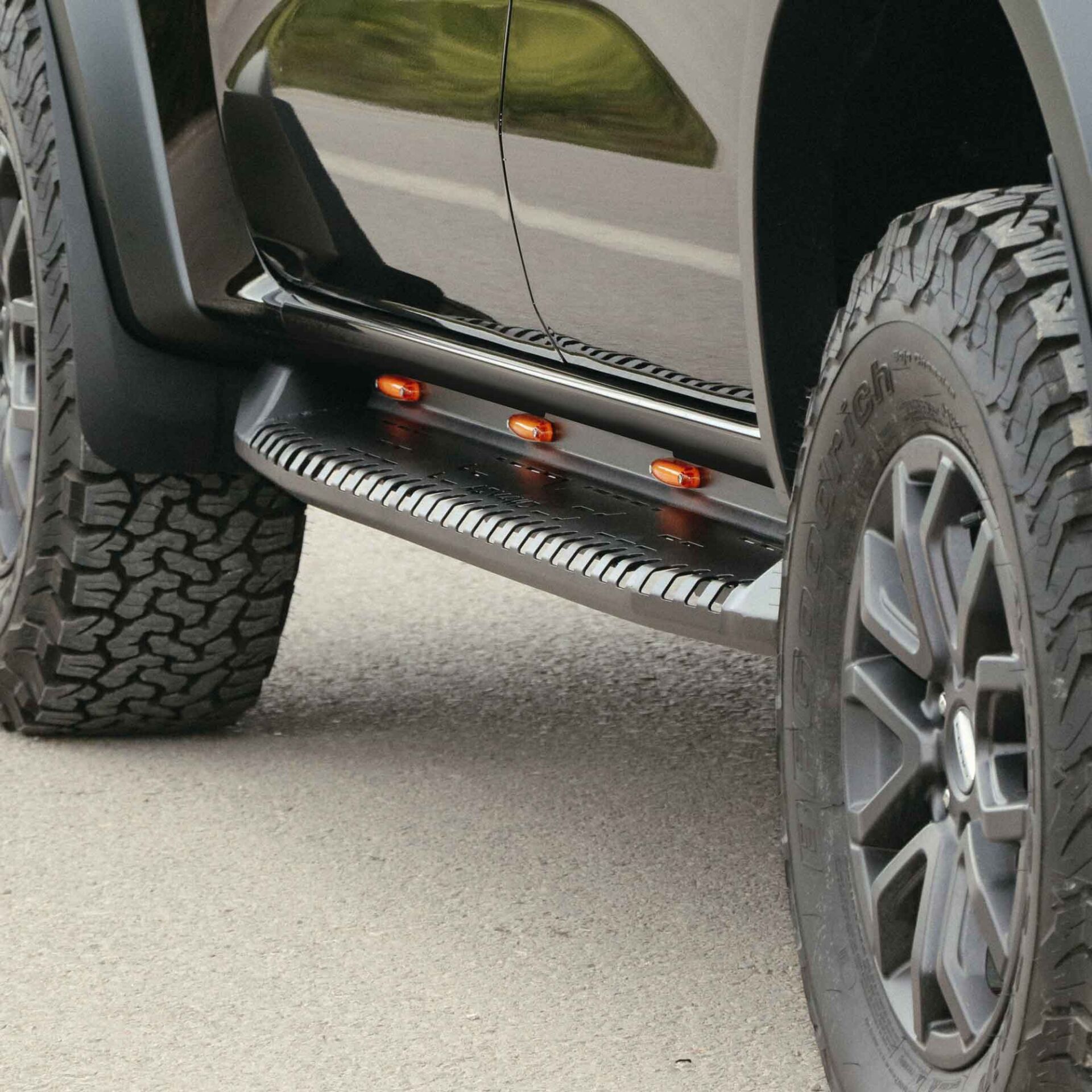 Isuzu D-Max 2012-2017 Off Road Uyumlu Yedek Parça Yan Basamak (Side Steps) AQM4WD S30