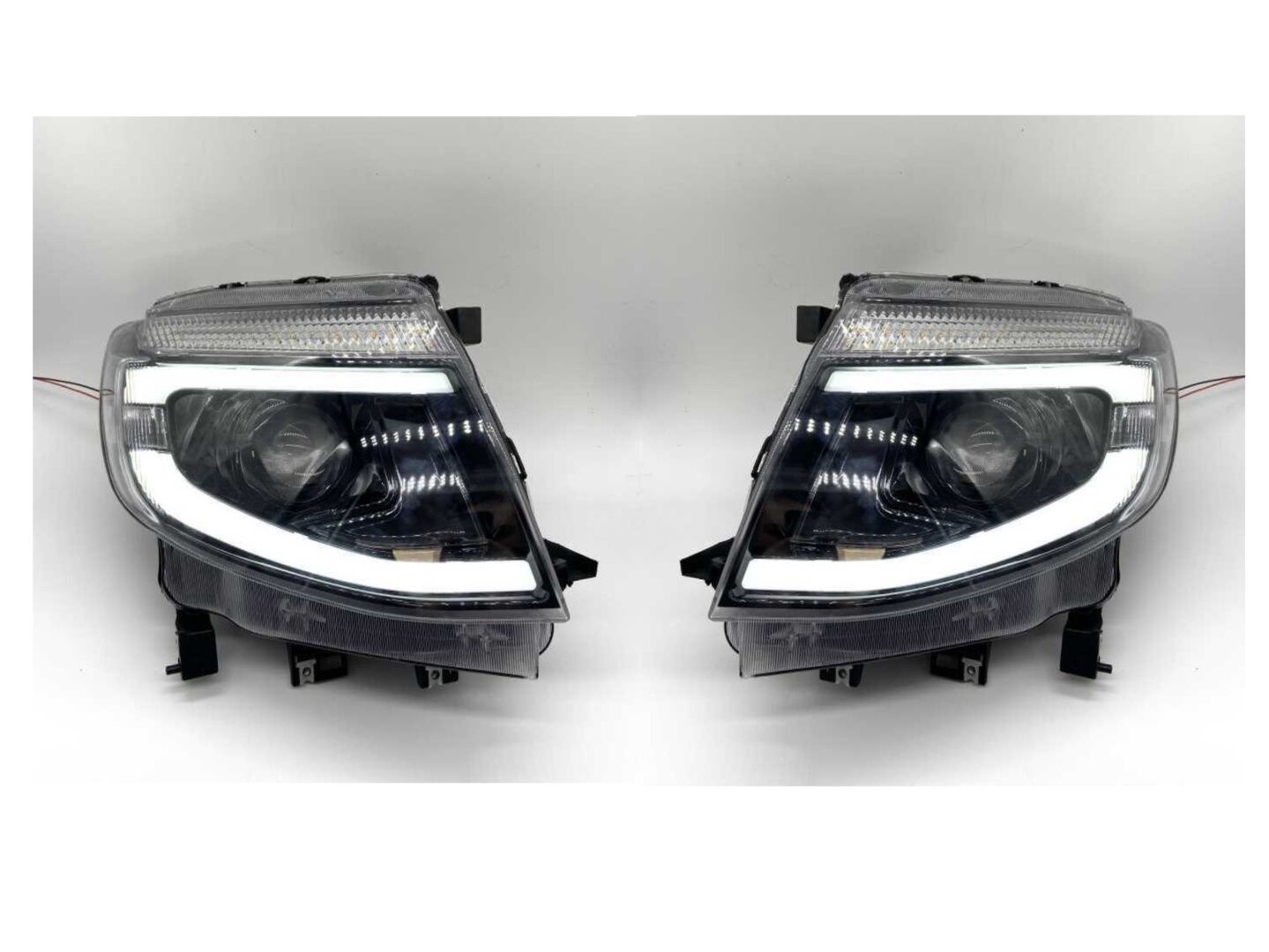 Ford Ranger Uyumlu Yedek Parça T6 2012-2015 Led Far