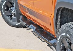 Isuzu D-Max Çelik Yan Basamak AQM4WD S32