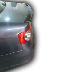 Volkswagen Jetta Mk5 Uyumlu Yedek Parça Spoiler Boyalı