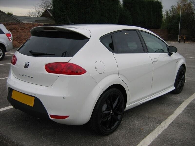 Seat Leon 2006-2011 Uyumlu Yedek Parça Makyajlı Kasa Spoiler Boyasız