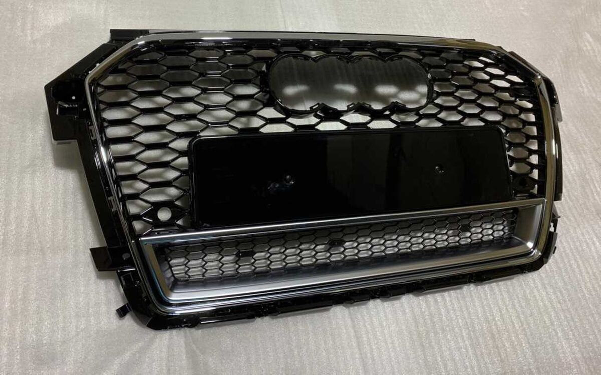 Audi A1 RS1 2016  Uyumlu Yedek Parça ve Sonrası Panjur Siyah Krom Çerçeve