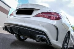 Mercedes Uyumlu W117 CLA İçin Uyumlu Yedek Parça  CLA45 Görünüm Difüzör ve Egzoz Seti 13-15 (Siyah Egzoz İle)