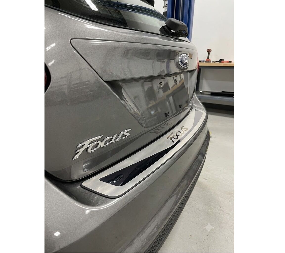 Ford Focus HB 2012 Uyumlu Krom Bagaj Eşiği Koruma Çıtası