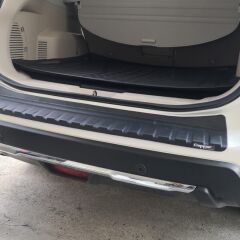 Nissan X-Trail 2017+ Uyumlu Yedek Parça  Arka Tampon Eşiği