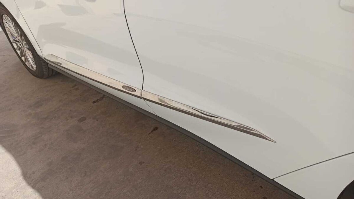 Ford Focus Uyumlu Yedek Parça 2019+ Nikelaj Kapı Çitası