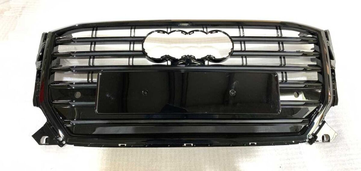 Audi Q2 SQ2 2016-2020  Uyumlu Yedek Parça Panjur Siyah