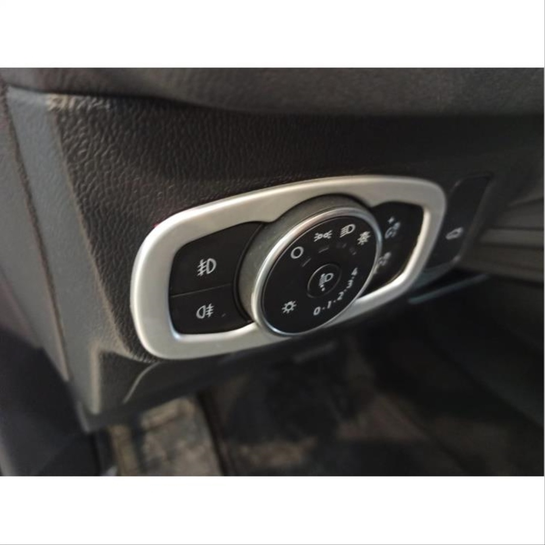 Ford Focus Için Uyumlu 2019+ Kontrol Panel Kaplama Sılver (ABS)