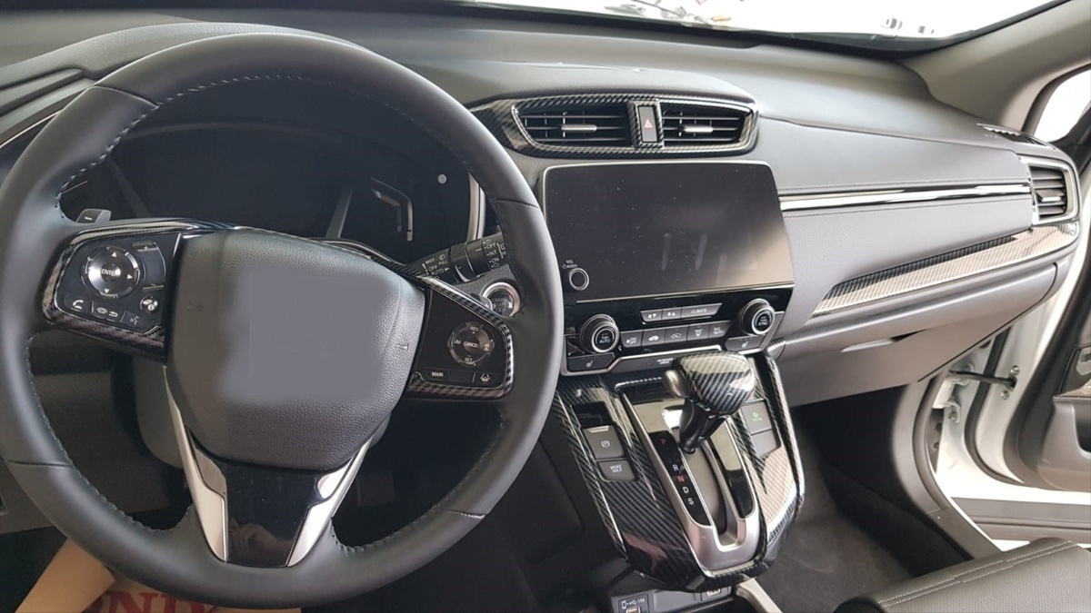 Honda CR-V 2017+ Için Uyumlu Karbon Dıreksiyon Kaplama
