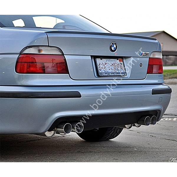 BMW E39 Çift Çıkış Difüzör