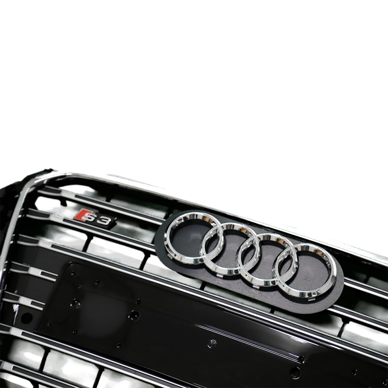 Audi A3 S3 2014-2016 Kromlu Siyah Panjur