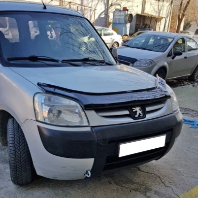 Peugeot Partner 2004 - 2008 Kaput Rüzgarlığı