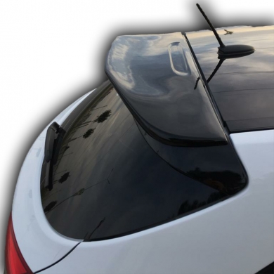 Hyundai İ30 Orta Kasa Spoiler Boyasız