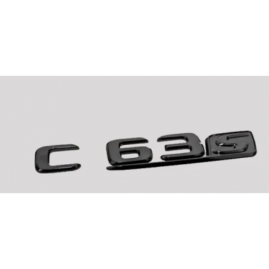 Mercedes C63S Siyah Bagaj Logosu