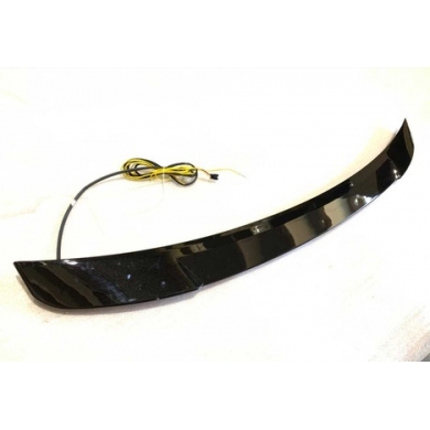 Audi A3 Sedan 2013-2019  Uyumlu Yedek Parça Led Spoiler Piano Black
