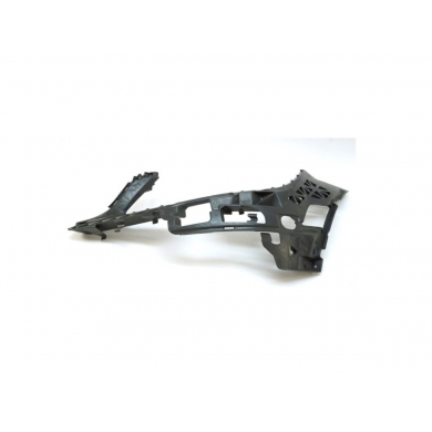 Mercedes W204 C Serisi Için  Uyumlu 2007-2010 Tampon Iç Braketi Sol 2048850765