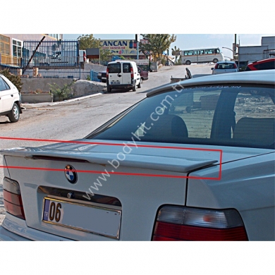 BMW E36 Uyumlu Yedek Parça Anatomik Işıklı Spoiler